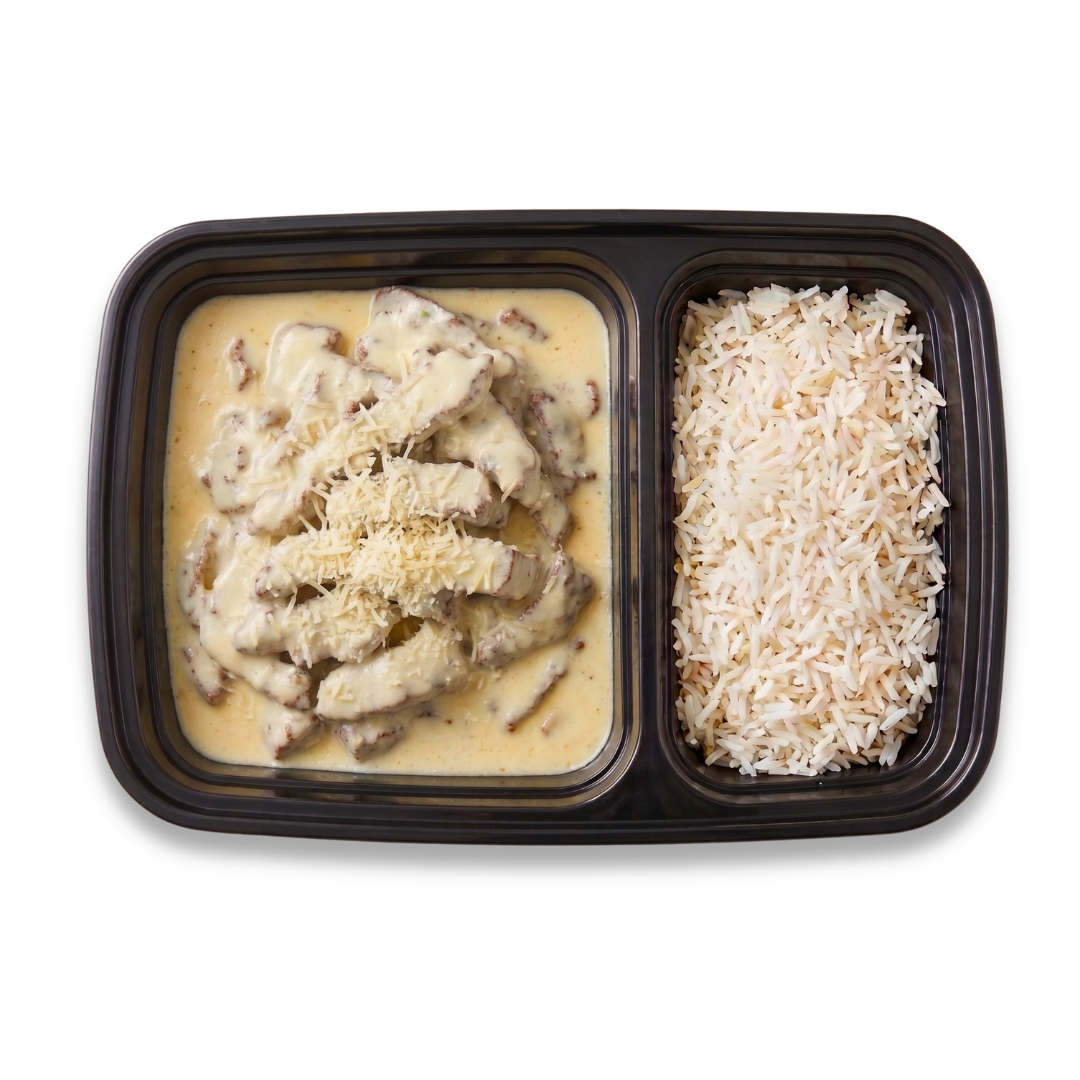 Iscas de Filé Mignon ao Molho 4 Queijos com Arroz 450g